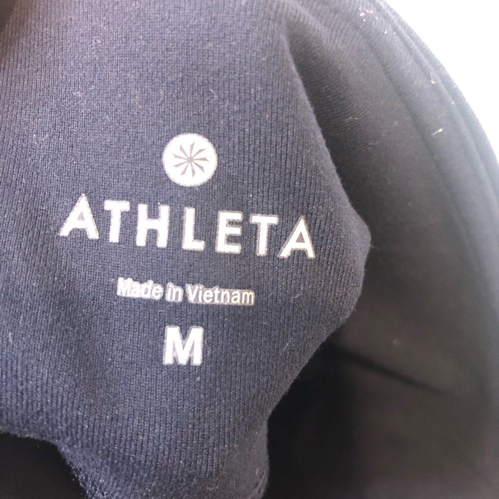 Athleta navy blue Capri length workout leggings size medium - Picture 7 of 7